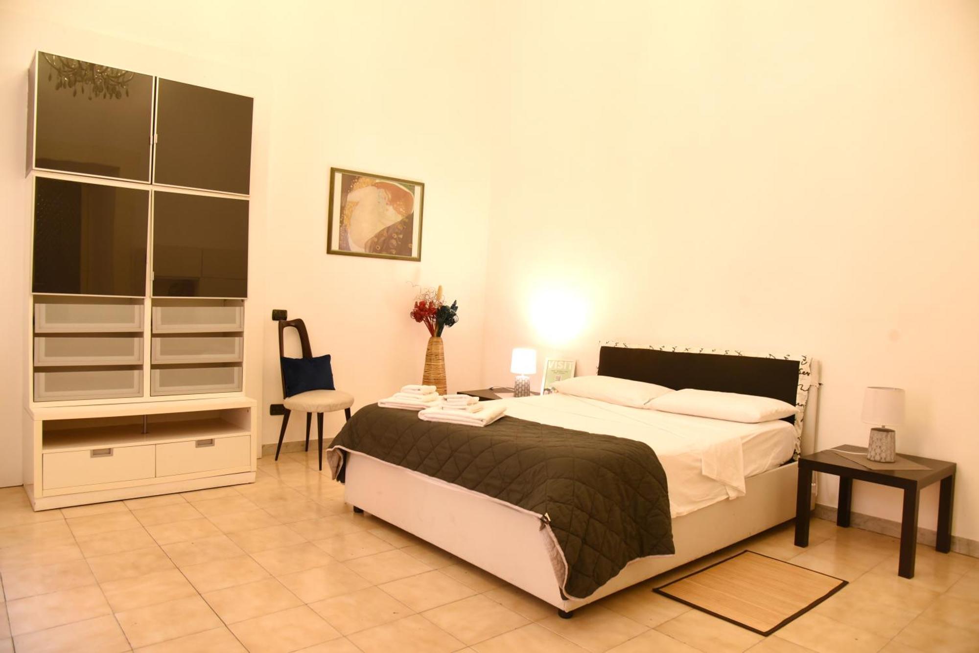 Costigliola Baroque Palace Flat Next Mann Museum Appartamento